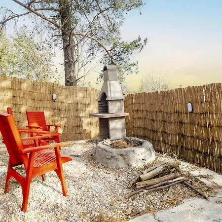 Enchanting Bungalow With Backyard In Sapanca