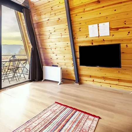 Enchanting Bungalow With Backyard In Casa vacanze Sapanca